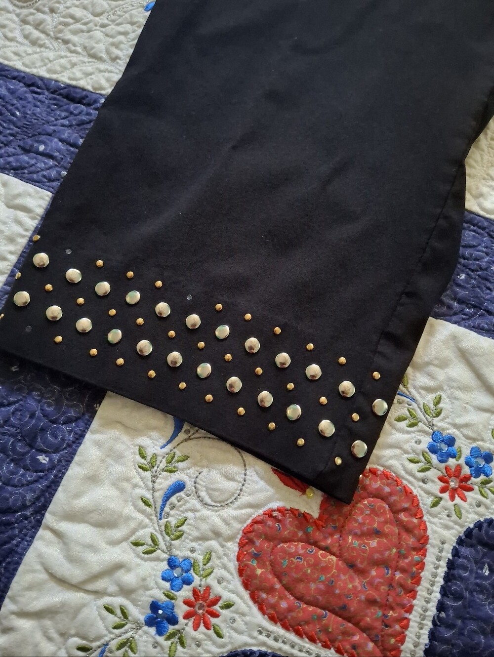 ZAC & RACHEL WOMENS SZ 16 BLACK PULL ON CAPRIS W METAL STUDDS ON HEM LINE PRE- - Picture 10 of 10